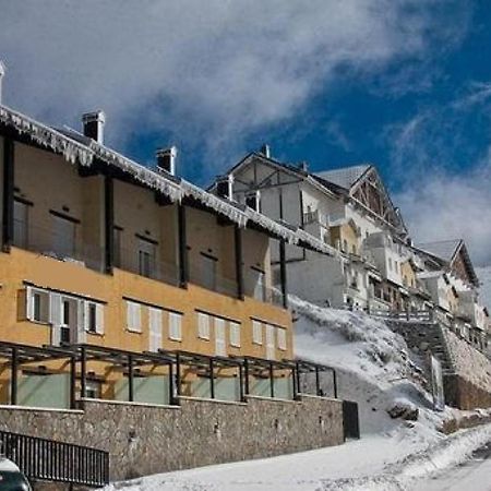Vista Nevada Ski Lodge シエラネバダ エクステリア 写真