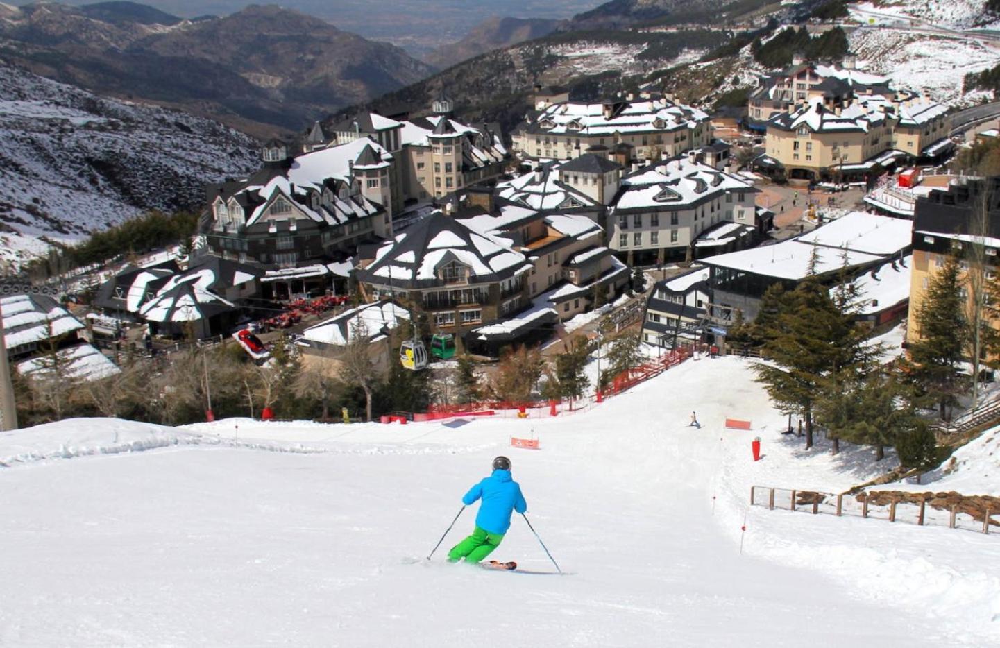 Vista Nevada Ski Lodge シエラネバダ エクステリア 写真