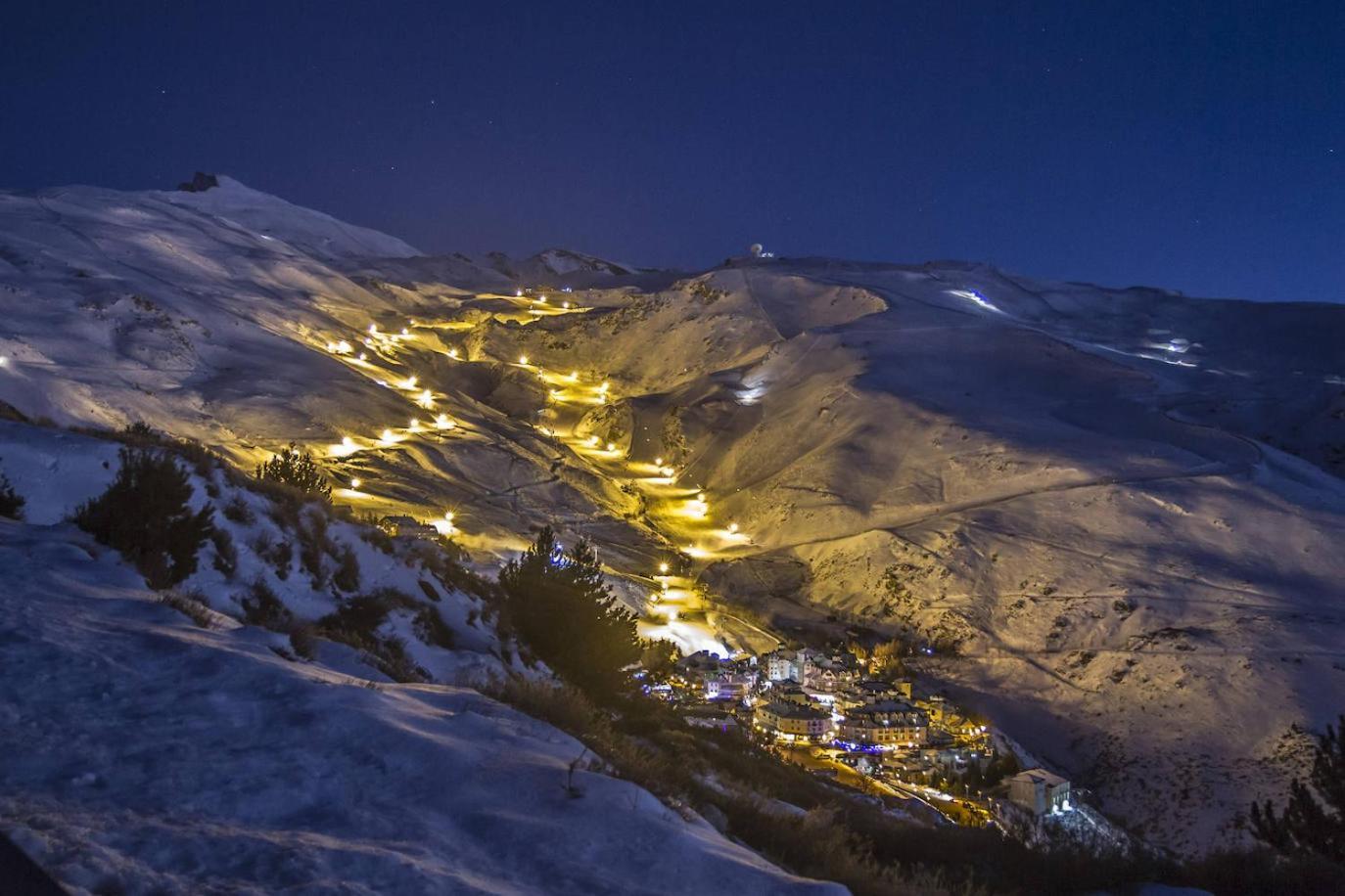 Vista Nevada Ski Lodge シエラネバダ エクステリア 写真
