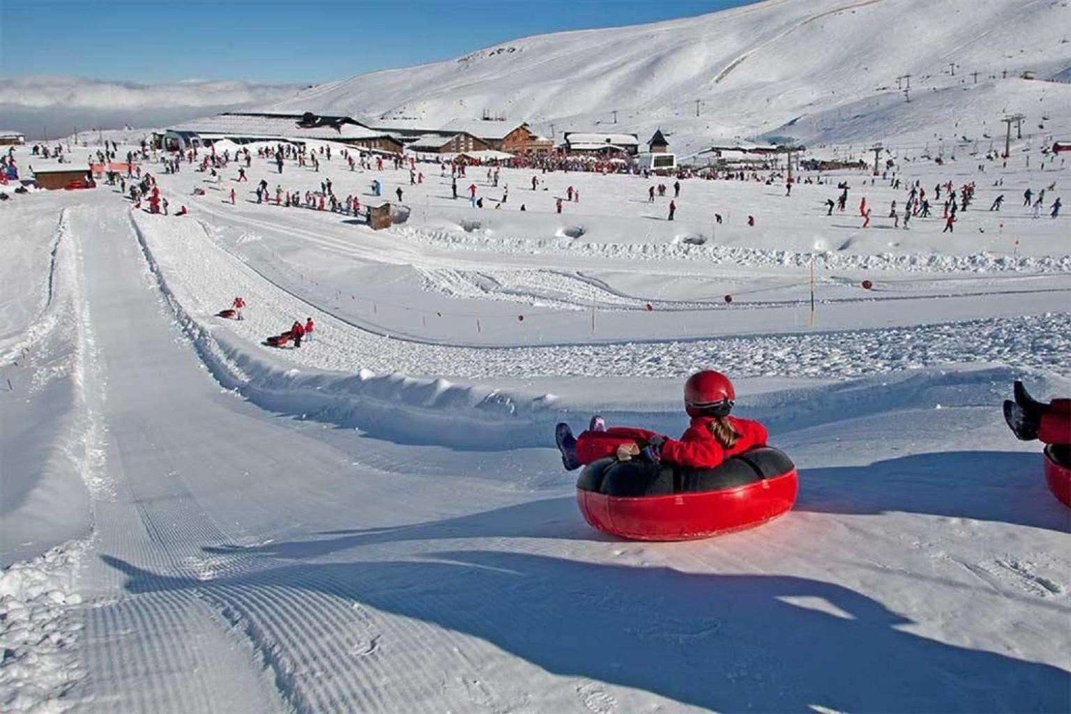 Vista Nevada Ski Lodge シエラネバダ エクステリア 写真